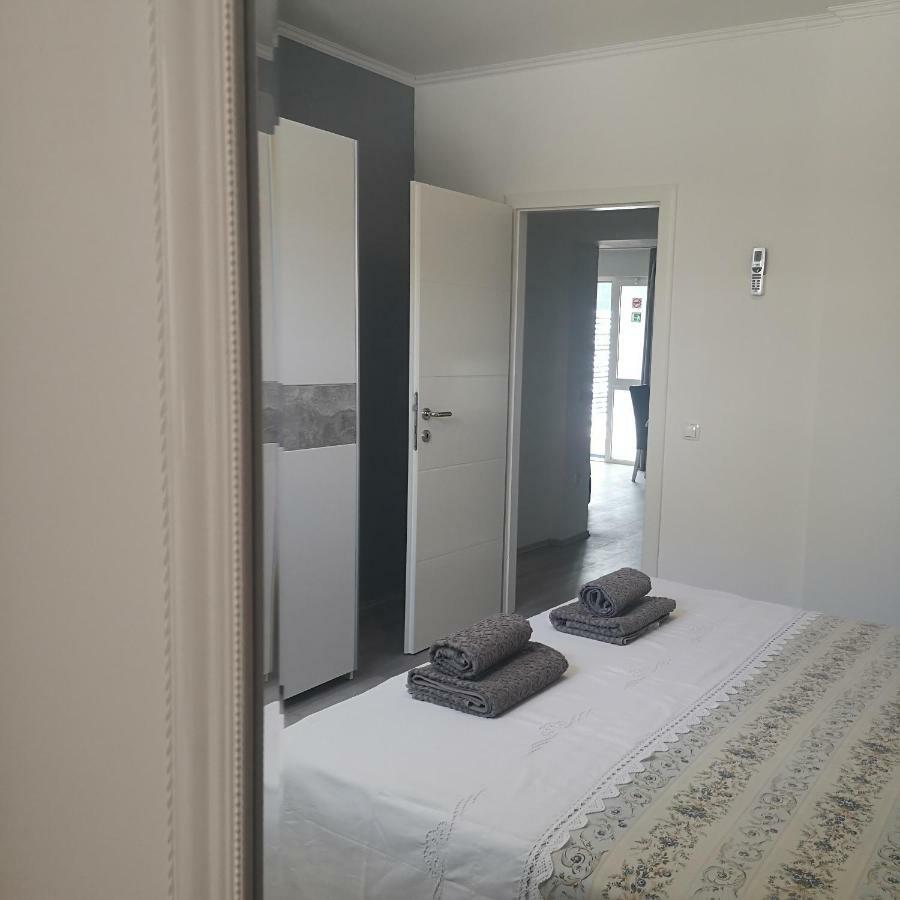 Pia Apartment ドゥギ・ラット エクステリア 写真